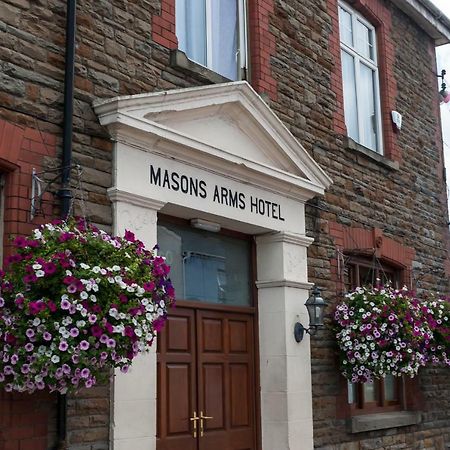 The Masons Arms Hotel Бридженд Экстерьер фото