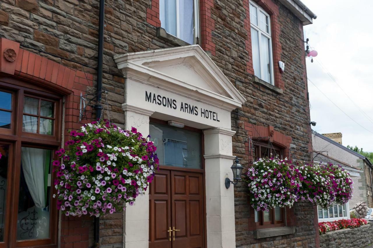 The Masons Arms Hotel Бридженд Экстерьер фото